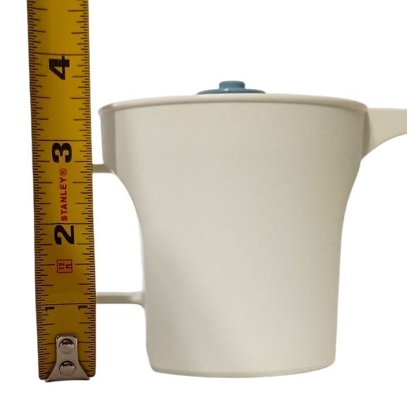 Tupperware Creamer Sugar Bowl Set Almond Blue Lids Retro 1415-2 & 1414-2 Vintage - Picture 3 of 16